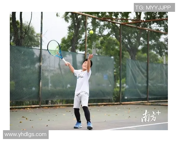 陈秀英独家分享网球心得与技巧助你提升球技的秘诀与经验